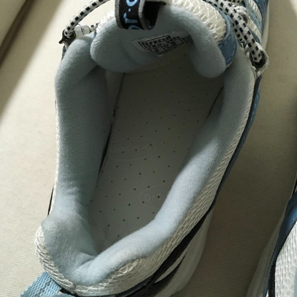 NWOT Dr. Comfort Women's Athletic Refresh Shoes - Picture 6 of 7